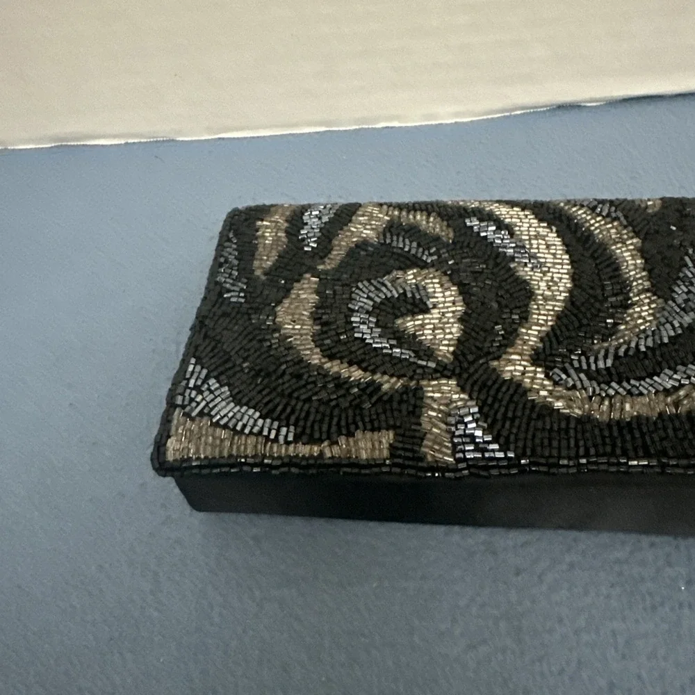 Okpta Black w/Multicolor Swirled‎ Beading Clutch/Crossbody Convertible Handbag